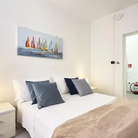 50 Mt Dal Mare - Relax Con Box E Ampio Terrazzo *