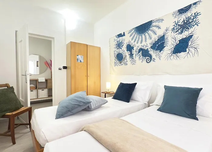 50 Mt Dal Mare - Relax Con Box E Ampio Terrazzo * 알라시오