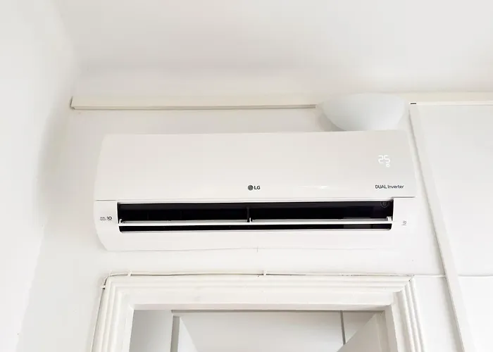 50 Mt Dal Mare - Relax Con Box E Ampio Terrazzo 알라시오